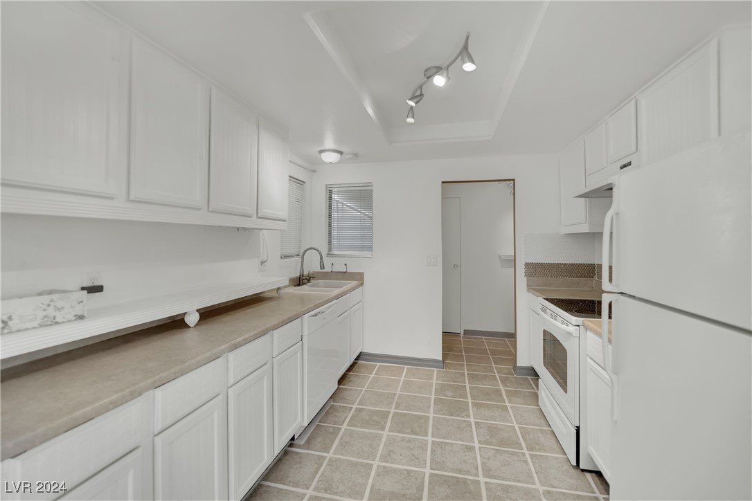 5254 Wilbur Street Property Photo 6
