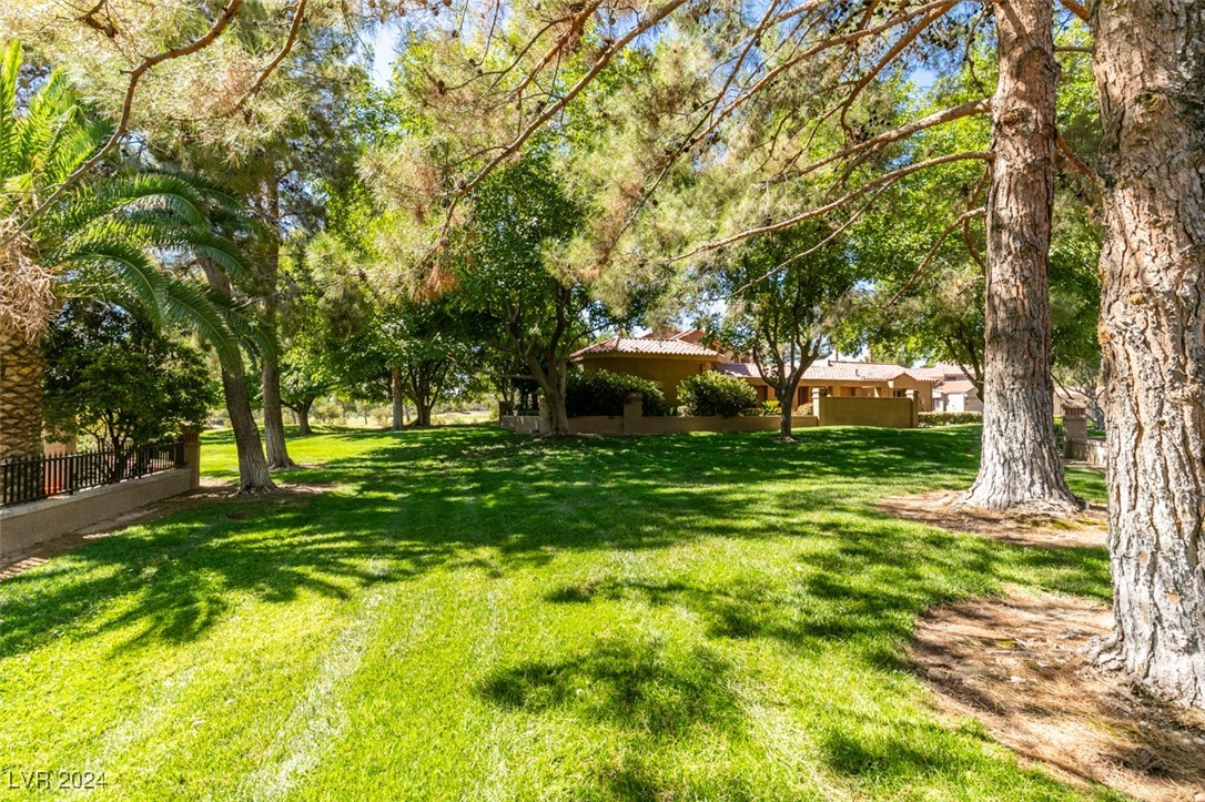 7327 Mission Hills Drive 0 Property Photo 23