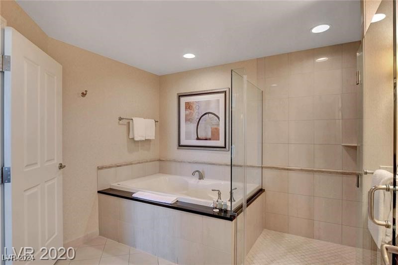 125 East Harmon Avenue 3716 Property Photo 19
