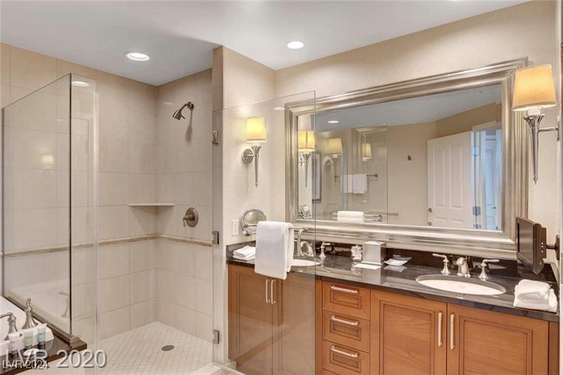 125 East Harmon Avenue 3716 Property Photo 20