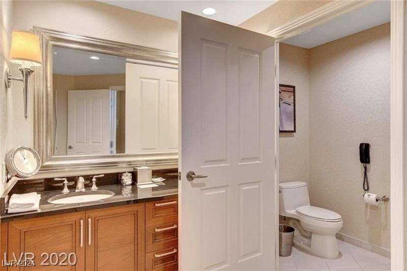 125 East Harmon Avenue 3716 Property Photo 22
