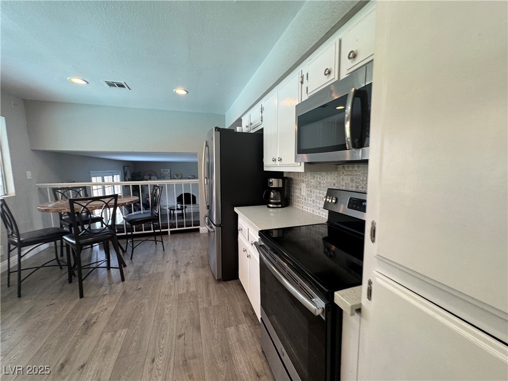 5882 West Viking Road Property Photo 19