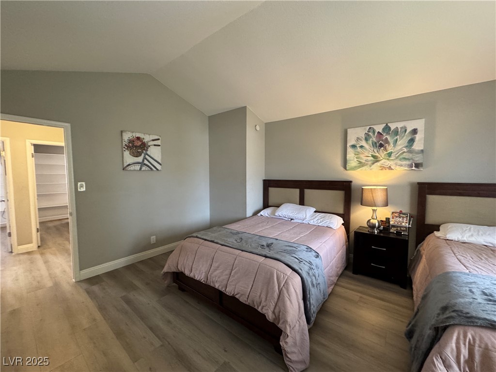 5882 West Viking Road Property Photo 26