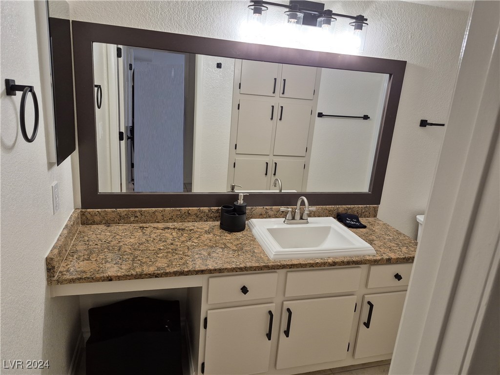 8101 West Flamingo Road 2060 Property Photo 11