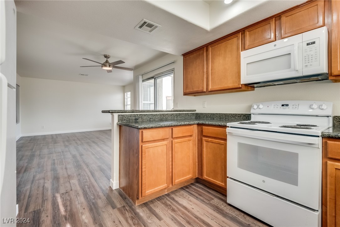 7300 Pirates Cove Road 1087 Property Photo 13