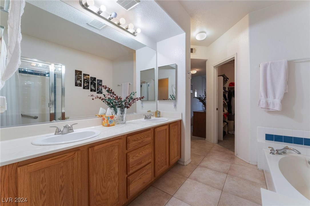 10710 Destination Lane 201 Property Photo 24