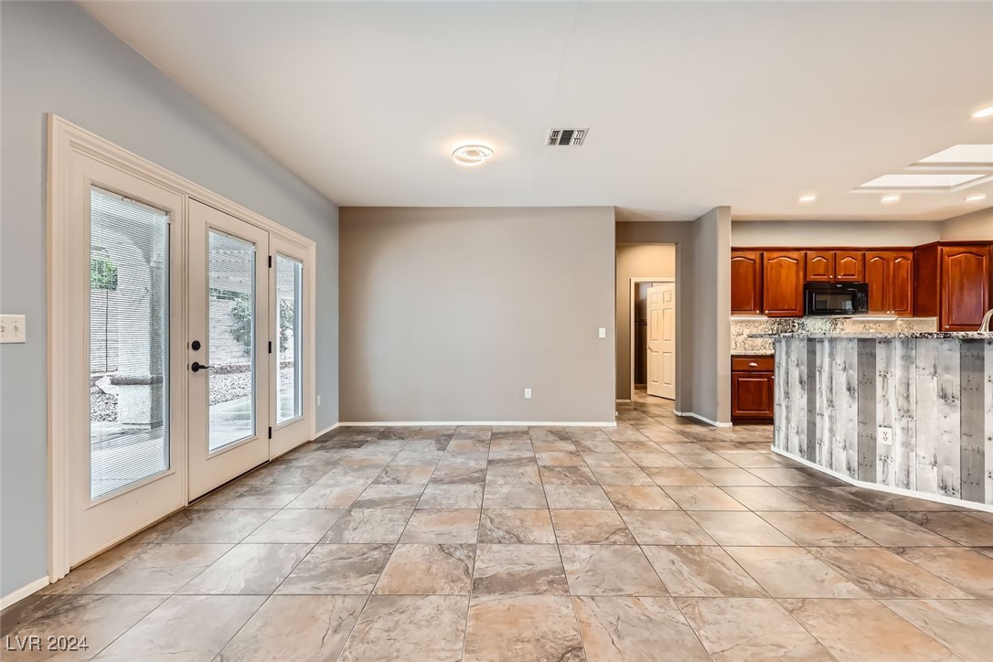 3005 Noblesville Court Property Photo 8