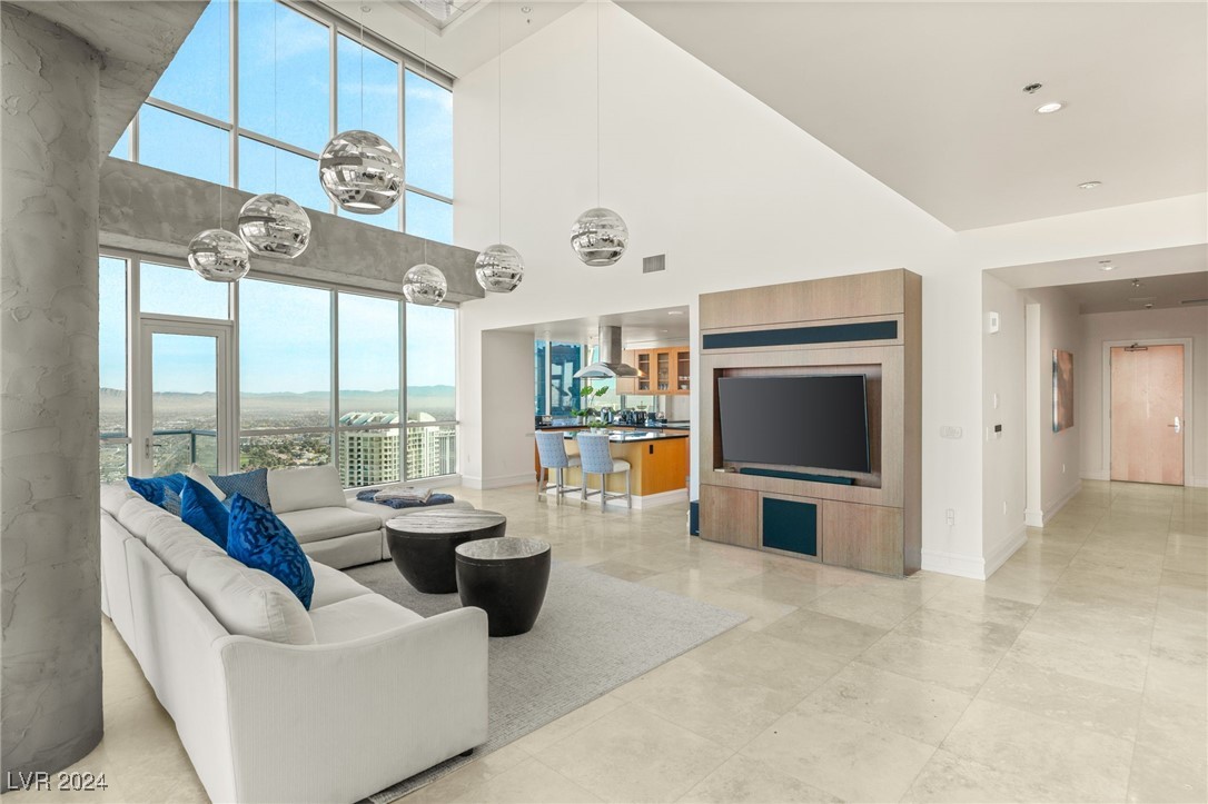 2700 Las Vegas Boulevard 4303 Property Photo 2