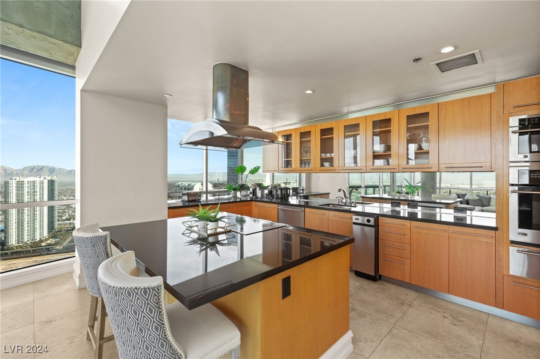 2700 Las Vegas Boulevard 4303 Property Photo 7