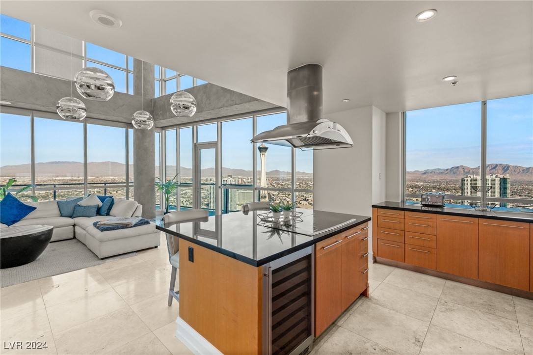 2700 Las Vegas Boulevard 4303 Property Photo 9