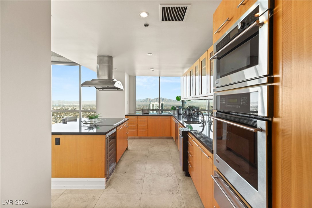 2700 Las Vegas Boulevard 4303 Property Photo 11