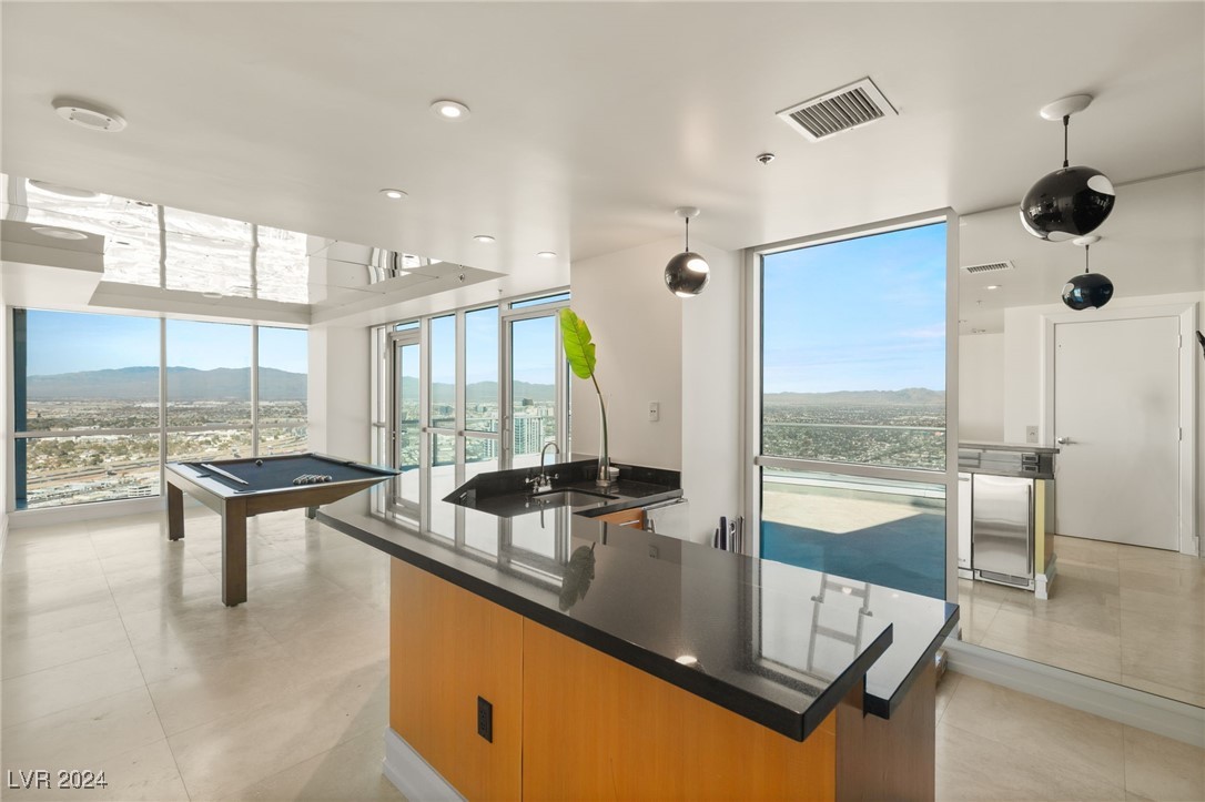 2700 Las Vegas Boulevard 4303 Property Photo 20