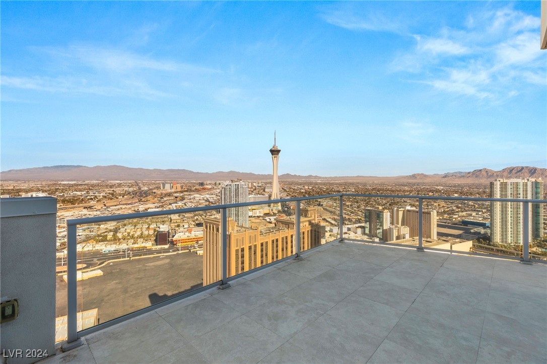 2700 Las Vegas Boulevard 4303 Property Photo 41