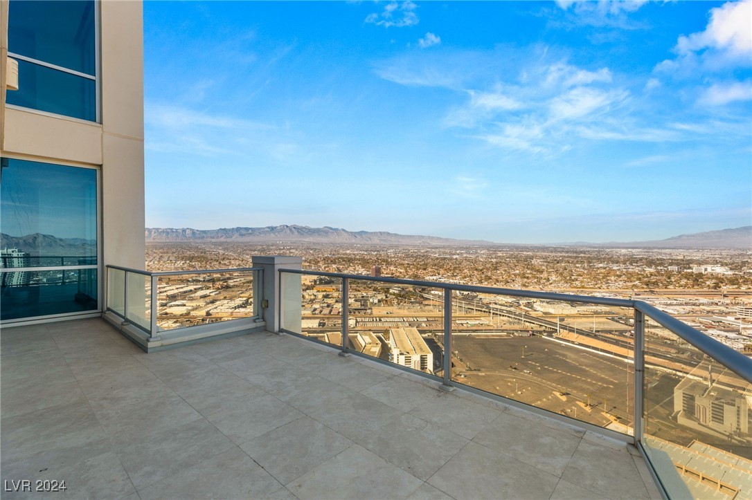 2700 Las Vegas Boulevard 4303 Property Photo 42