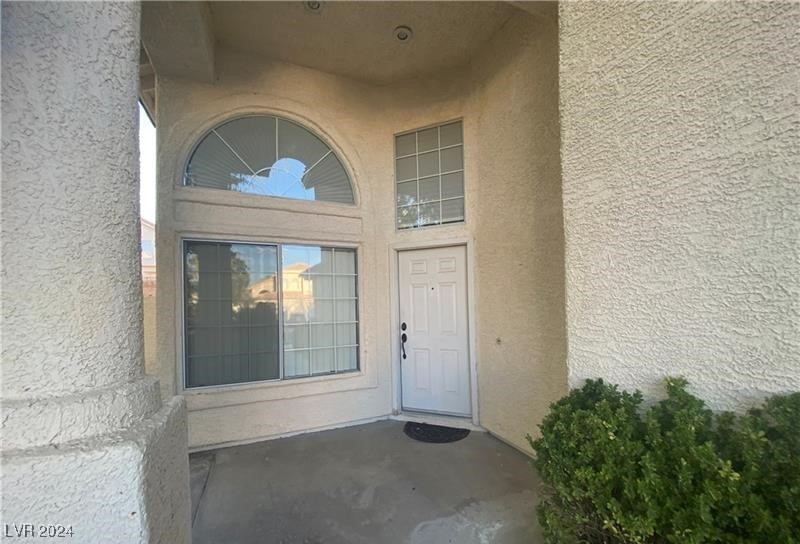 2413 Rice Flower Circle Property Photo 3