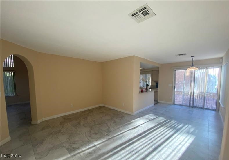 2413 Rice Flower Circle Property Photo 12