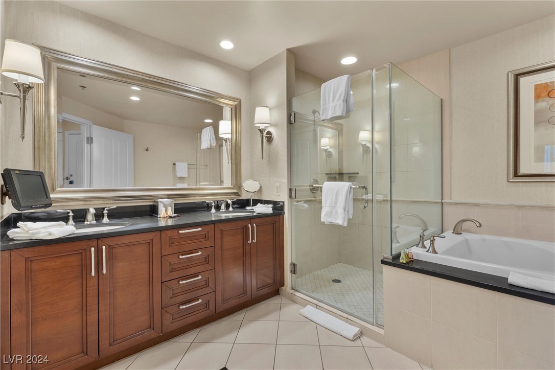 135 East Harmon Avenue 407 Property Photo 16