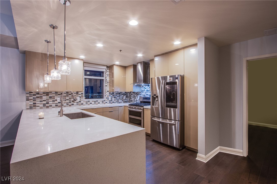 150 Las Vegas Boulevard 2114 Property Photo 3