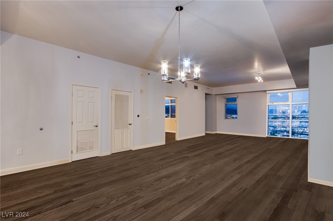 150 Las Vegas Boulevard 2114 Property Photo 7