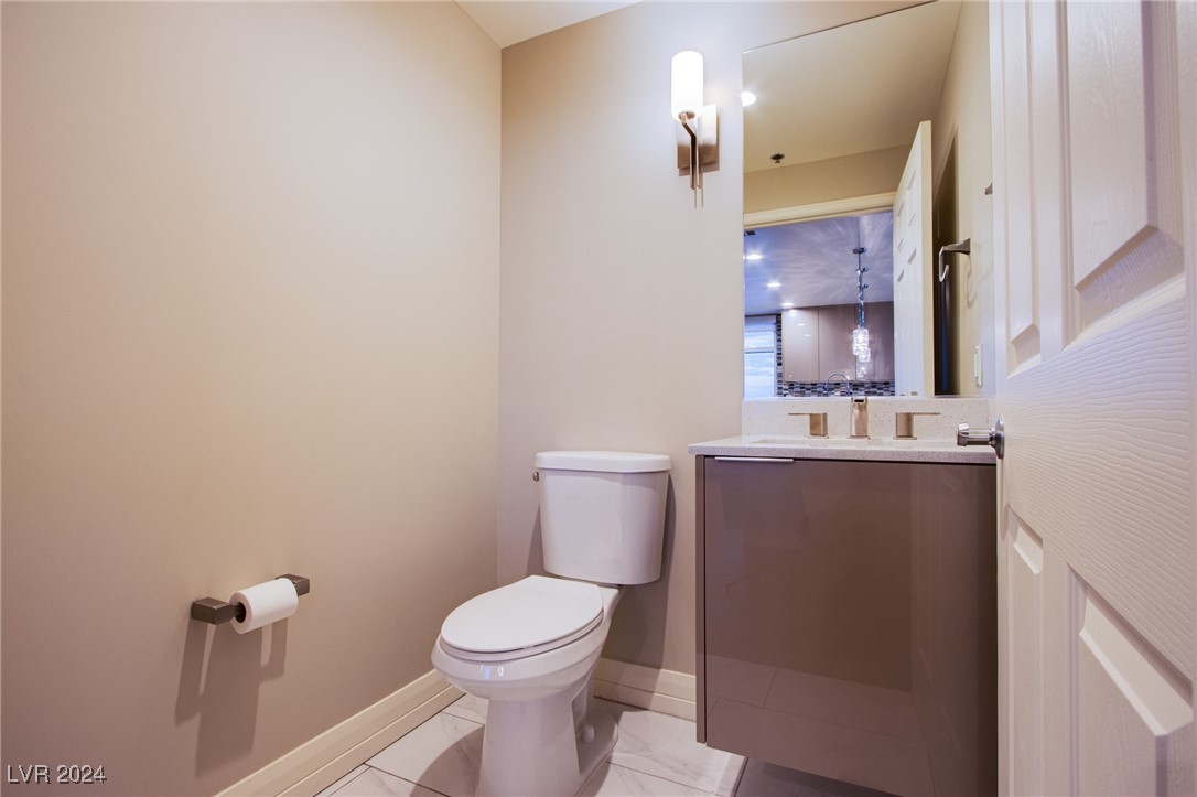 150 Las Vegas Boulevard 2114 Property Photo 16