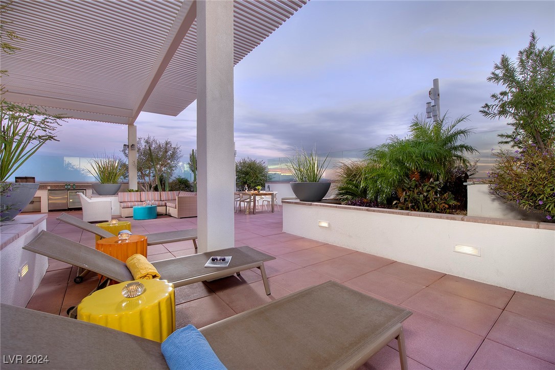 150 Las Vegas Boulevard 2114 Property Photo 37