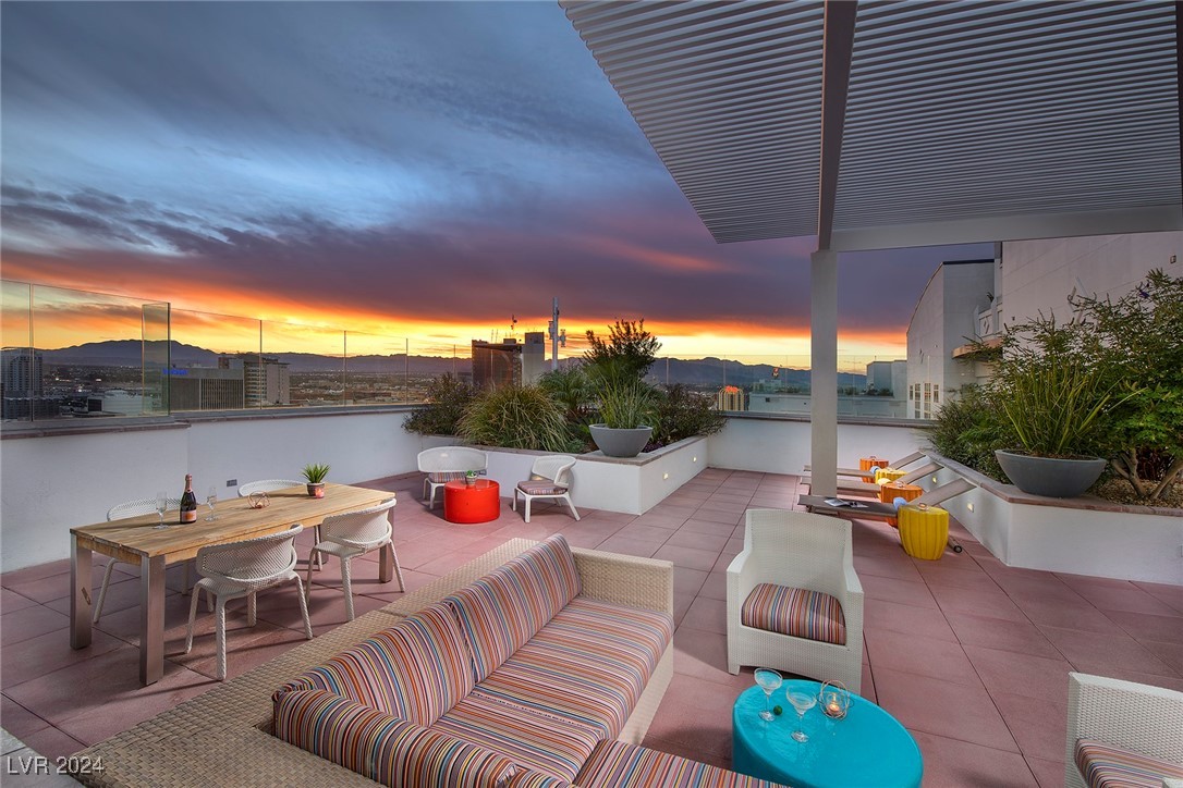 150 Las Vegas Boulevard 2114 Property Photo 43