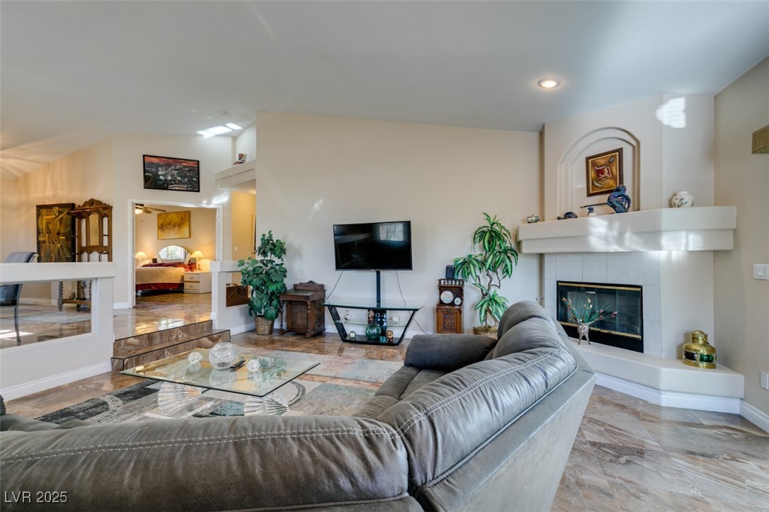3816 Sunking Street Property Photo 15