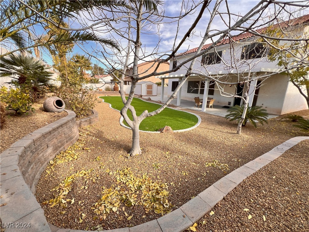 3049 Azure Bay Street Property Photo 7