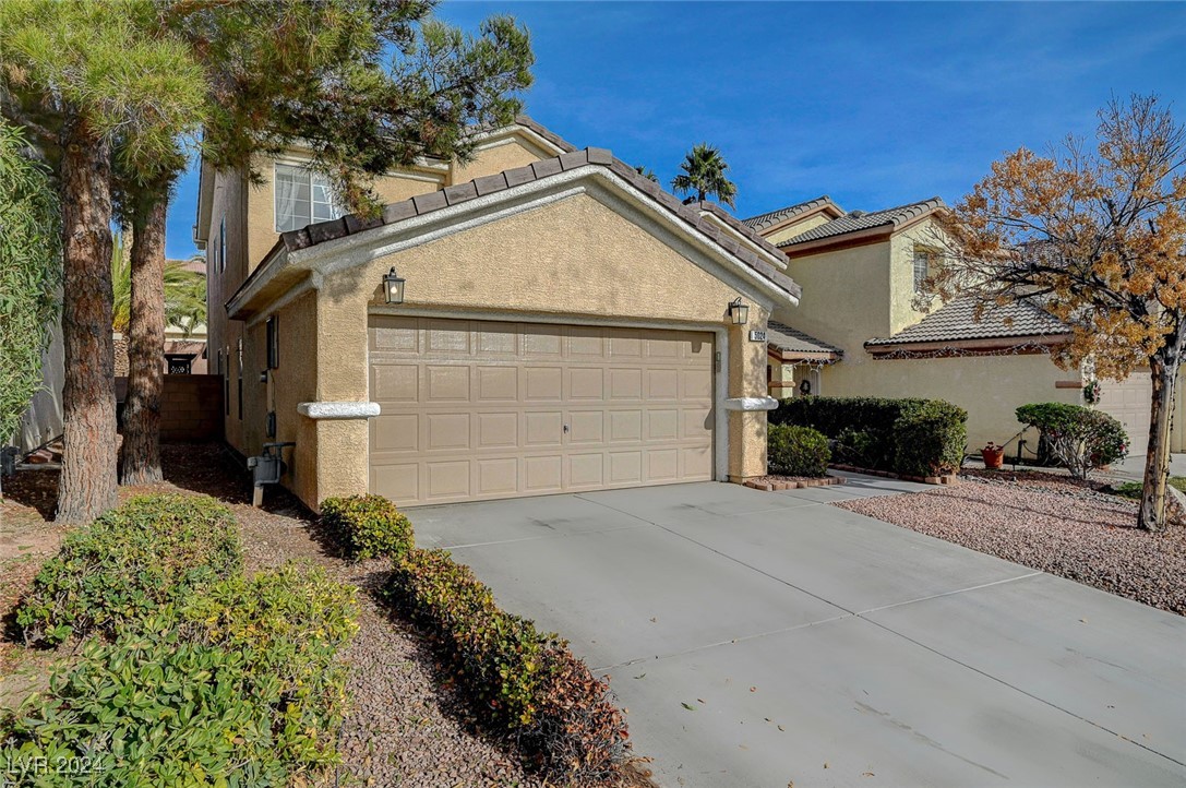 5024 Glittering Star Court Property Photo 3