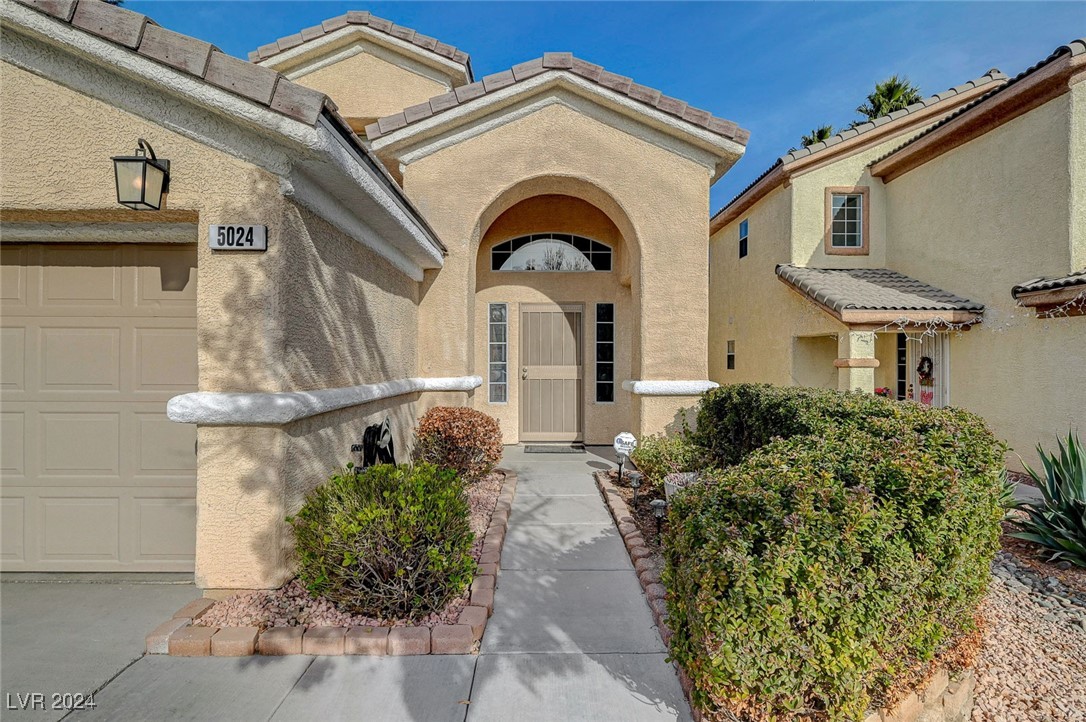 5024 Glittering Star Court Property Photo 5