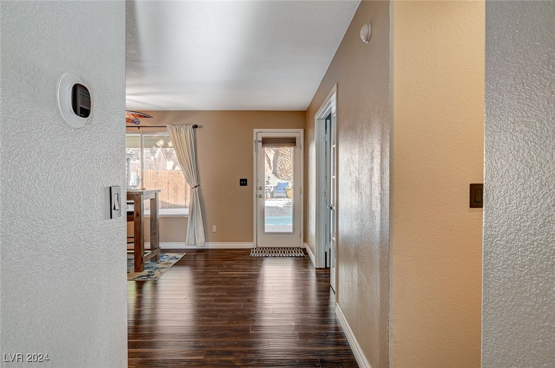 5024 Glittering Star Court Property Photo 15
