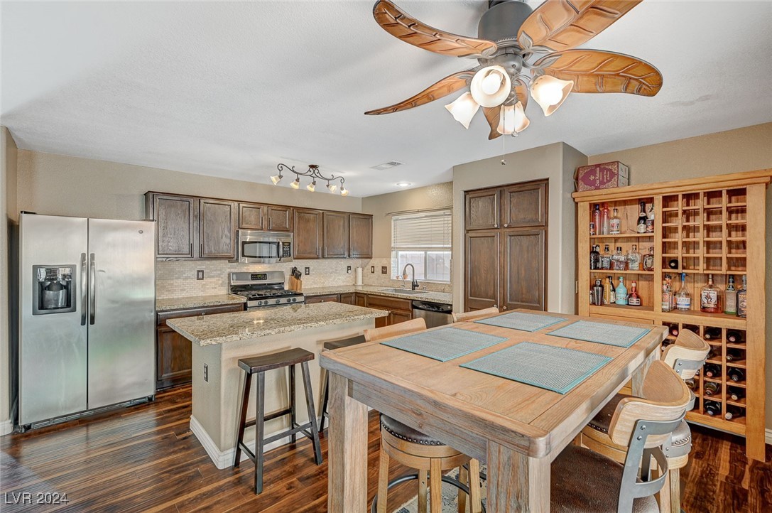 5024 Glittering Star Court Property Photo 20