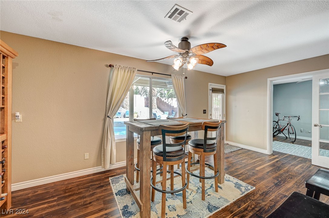 5024 Glittering Star Court Property Photo 21