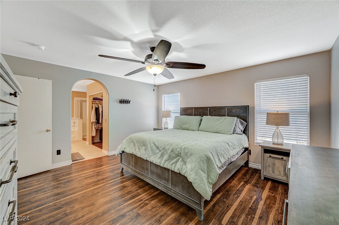 5024 Glittering Star Court Property Photo 36