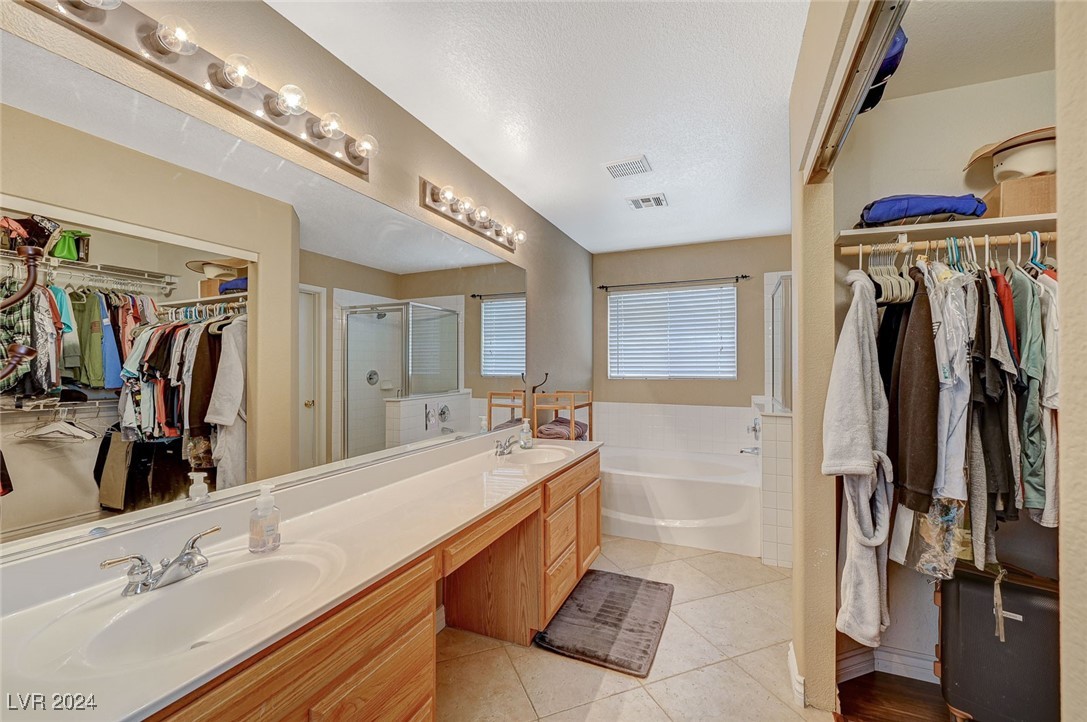 5024 Glittering Star Court Property Photo 37