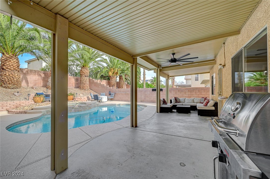 5024 Glittering Star Court Property Photo 49