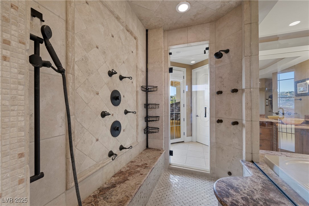 5079 Mountain Top Circle Property Photo 13