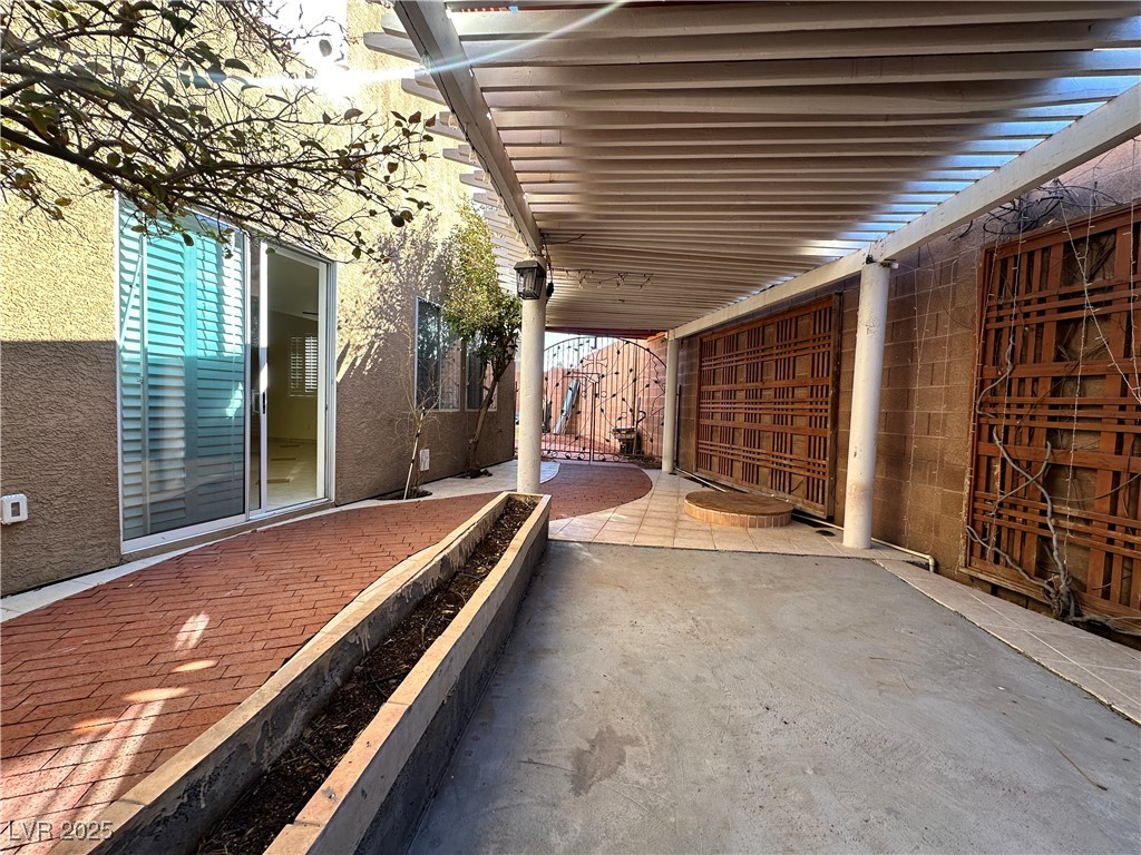 489 Blushing Maple Street Property Photo 10