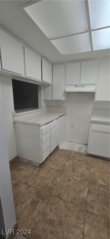 2333 Wooster B Property Photo 2
