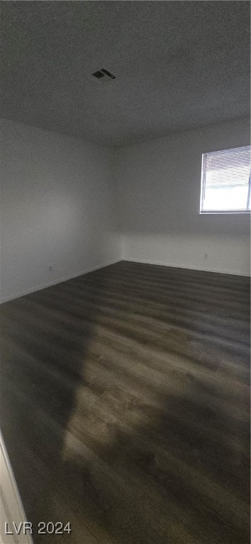 2333 Wooster B Property Photo 7