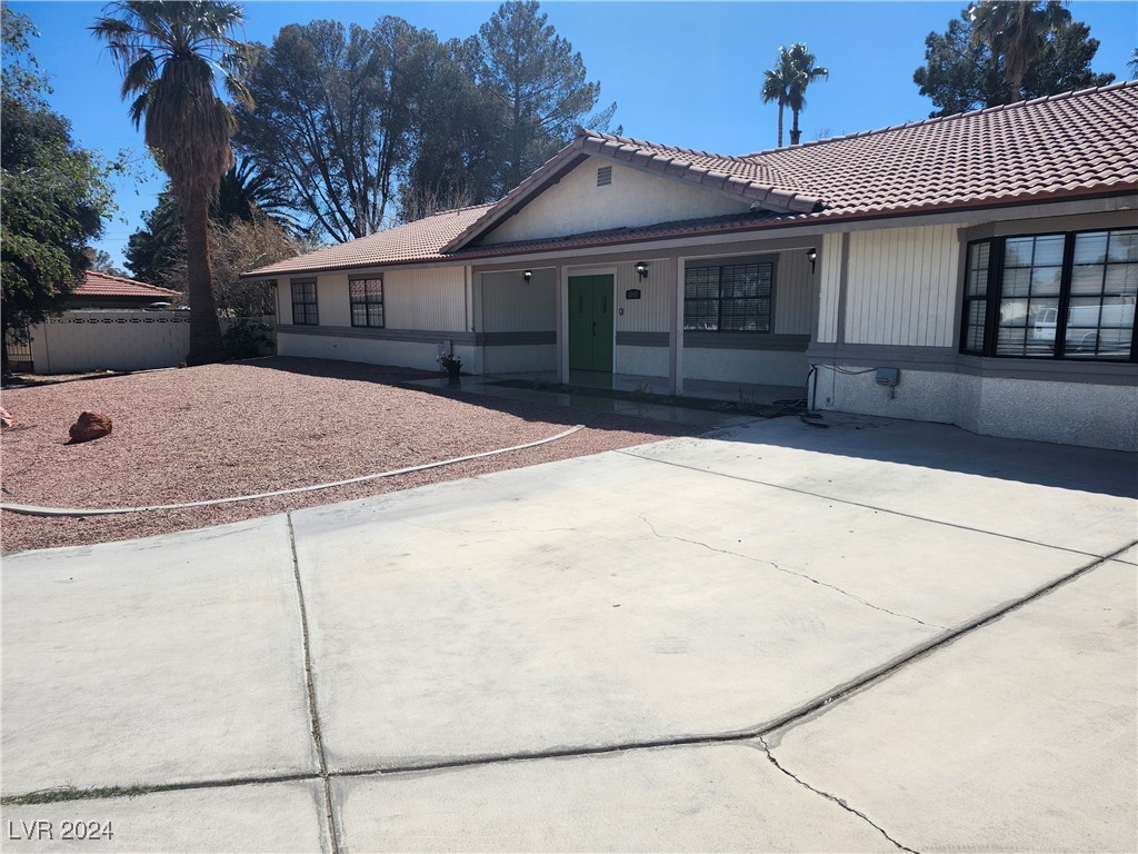 2845 Mann Street Property Photo
