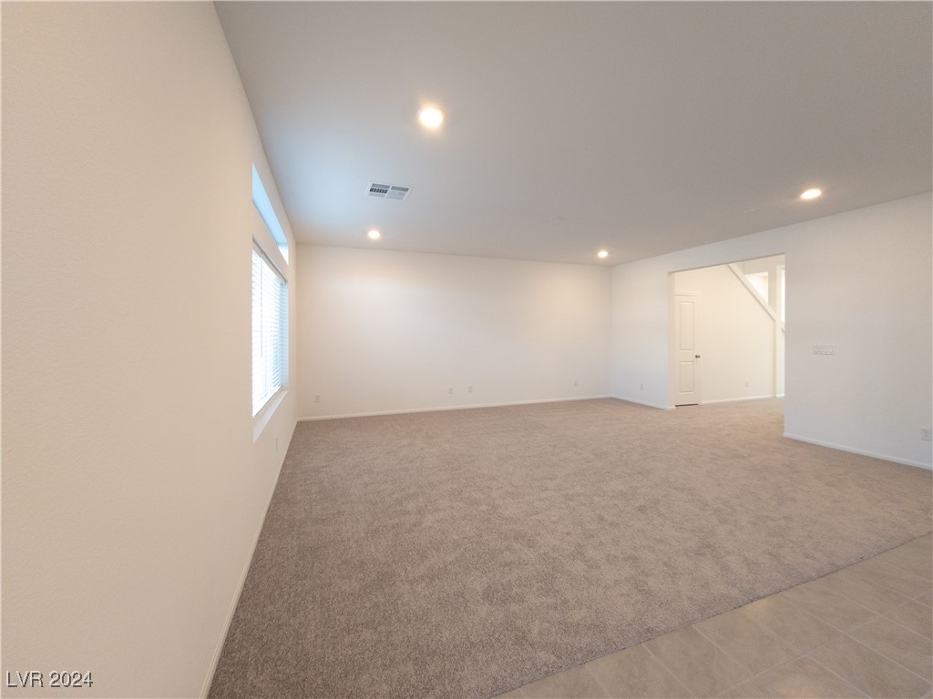 5904 Becklow Gardens Avenue Property Photo 6