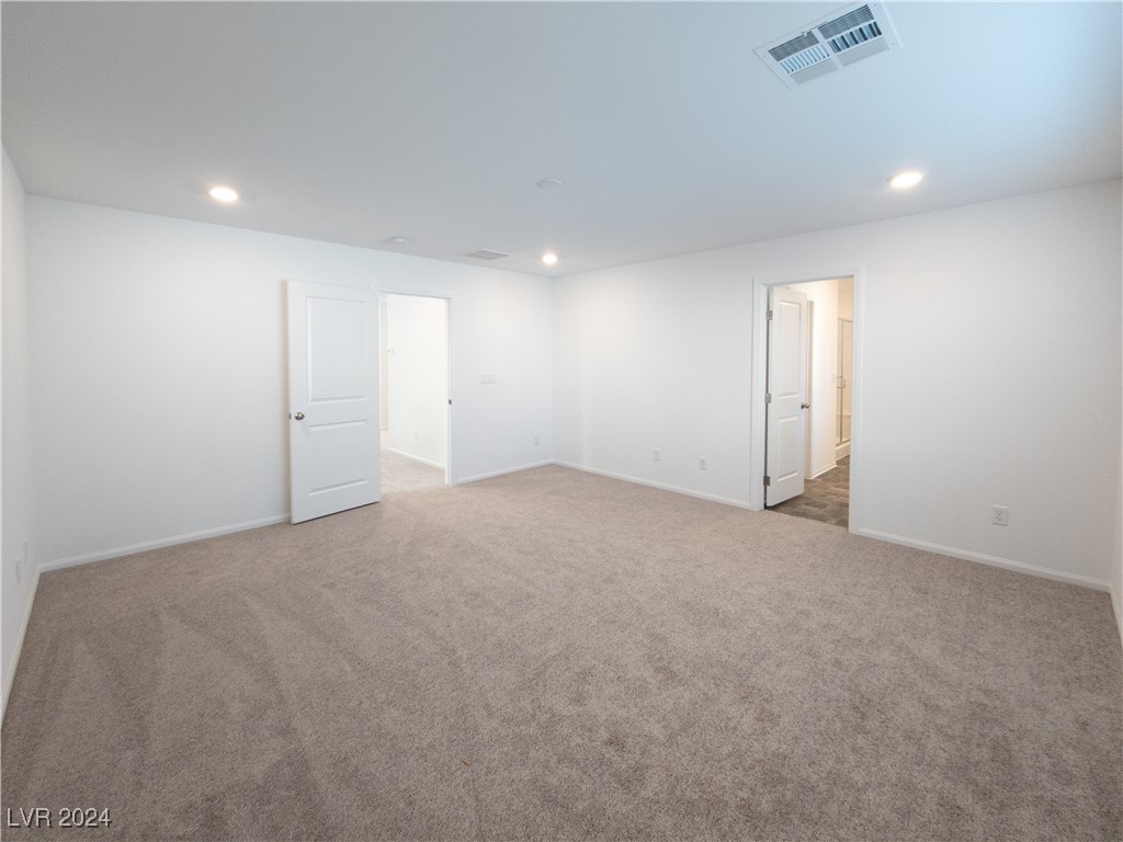 5904 Becklow Gardens Avenue Property Photo 9