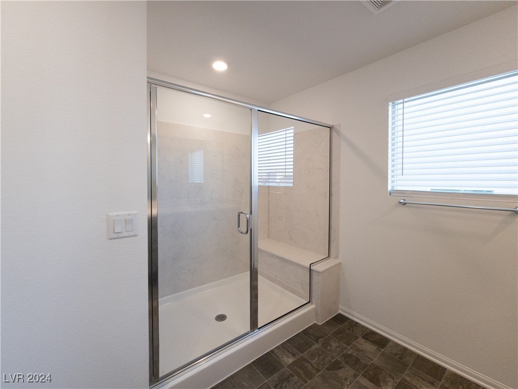 5904 Becklow Gardens Avenue Property Photo 11