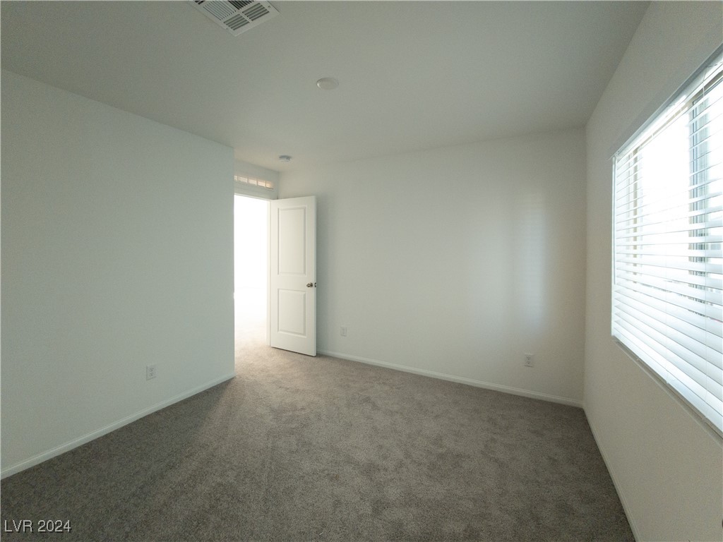 5904 Becklow Gardens Avenue Property Photo 13