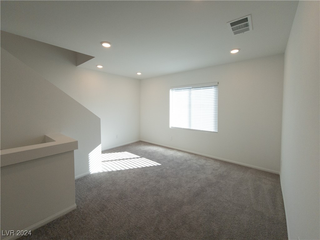 5904 Becklow Gardens Avenue Property Photo 17