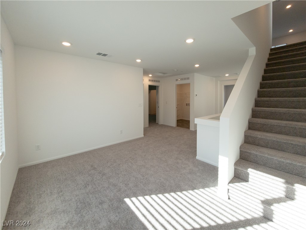5904 Becklow Gardens Avenue Property Photo 18