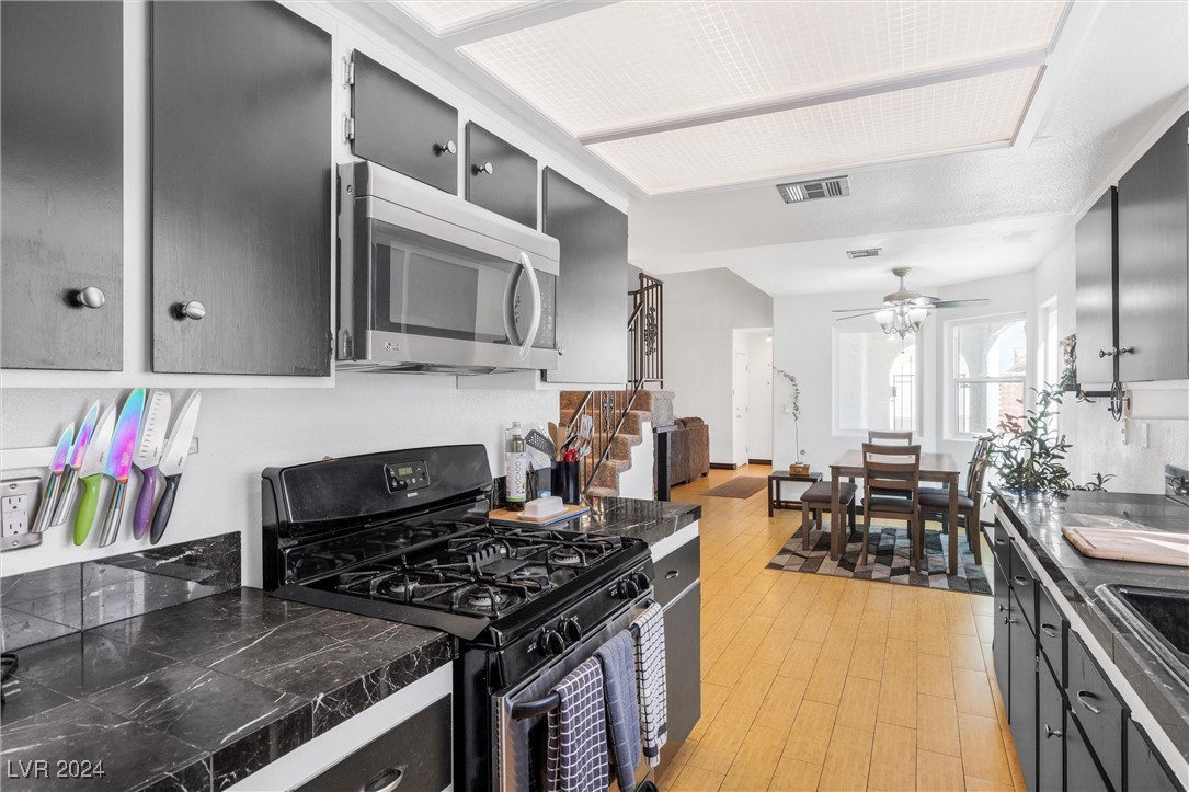 8253 Abercrombe Way Property Photo 12
