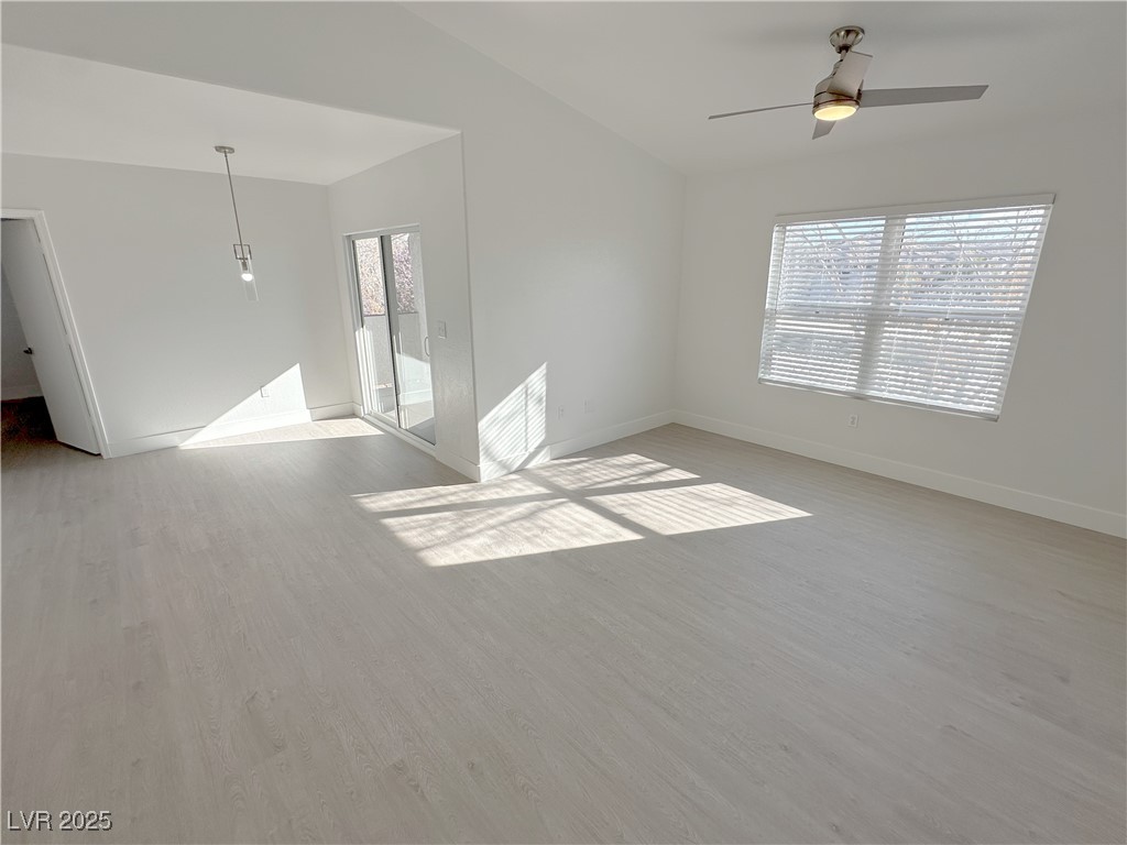 7255 West Sunset Road 2046 Property Photo 10