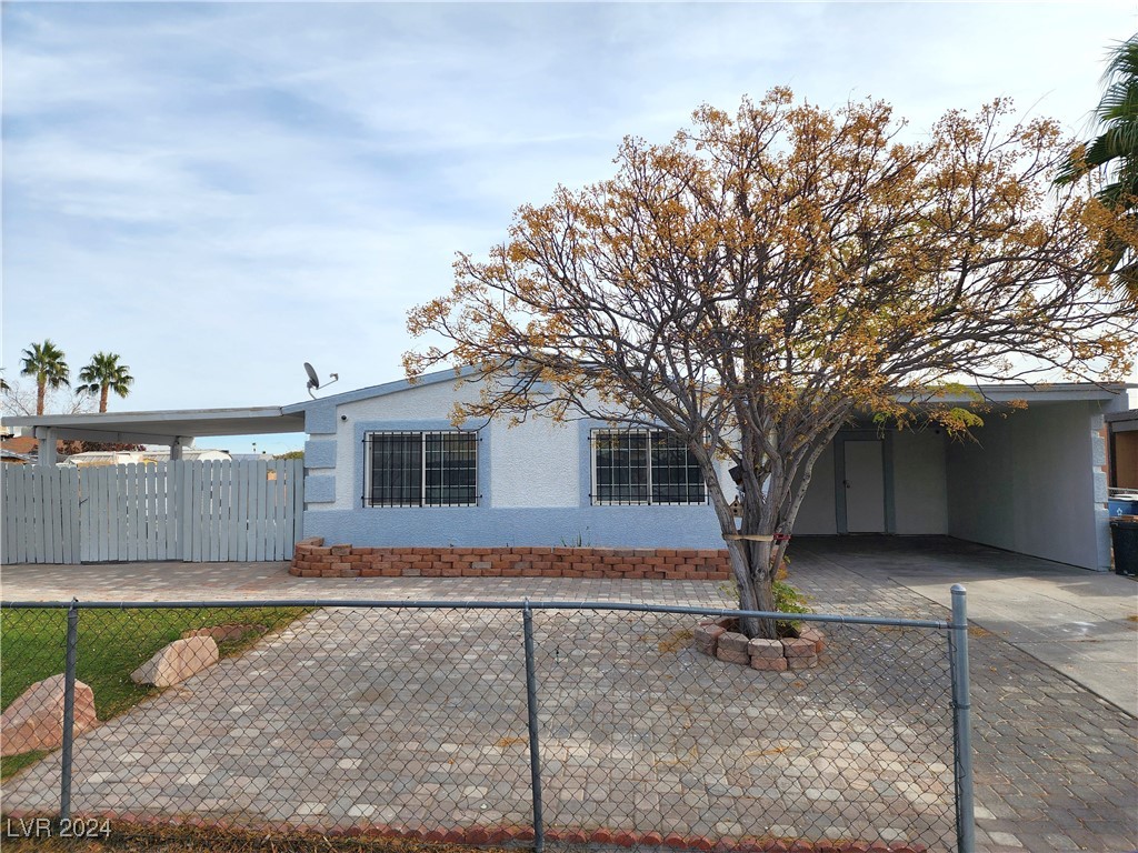 2640 Donna Street Property Photo 2